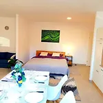 Tauchen With Kitchen