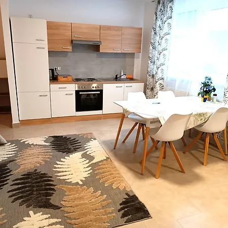 Tauchen With Kitchen