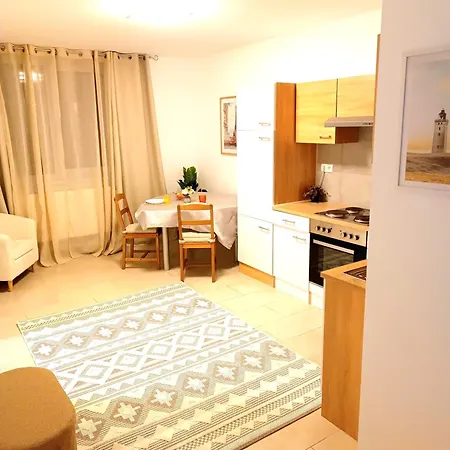 Tauchen With Kitchen Daire