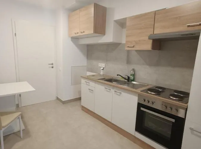 Tauchen With Kitchen