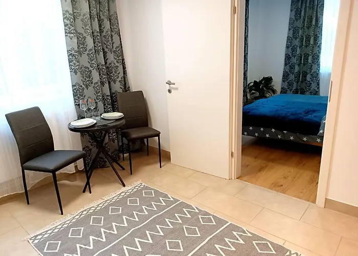 Tauchen With Kitchen Lägenhet *