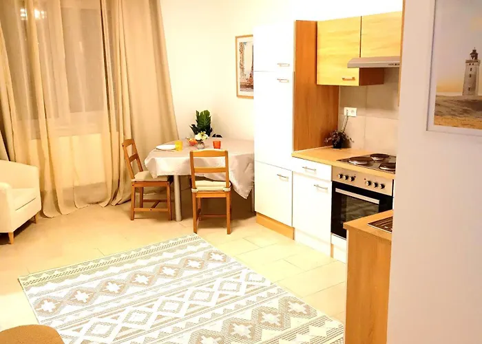 Tauchen With Kitchen 公寓