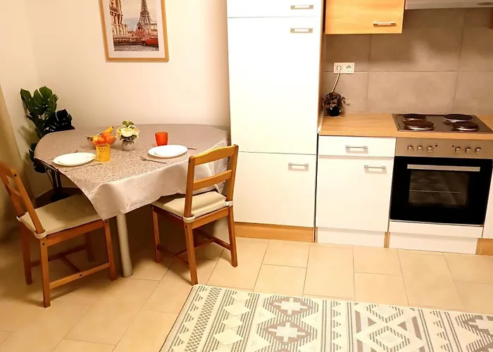 Tauchen With Kitchen